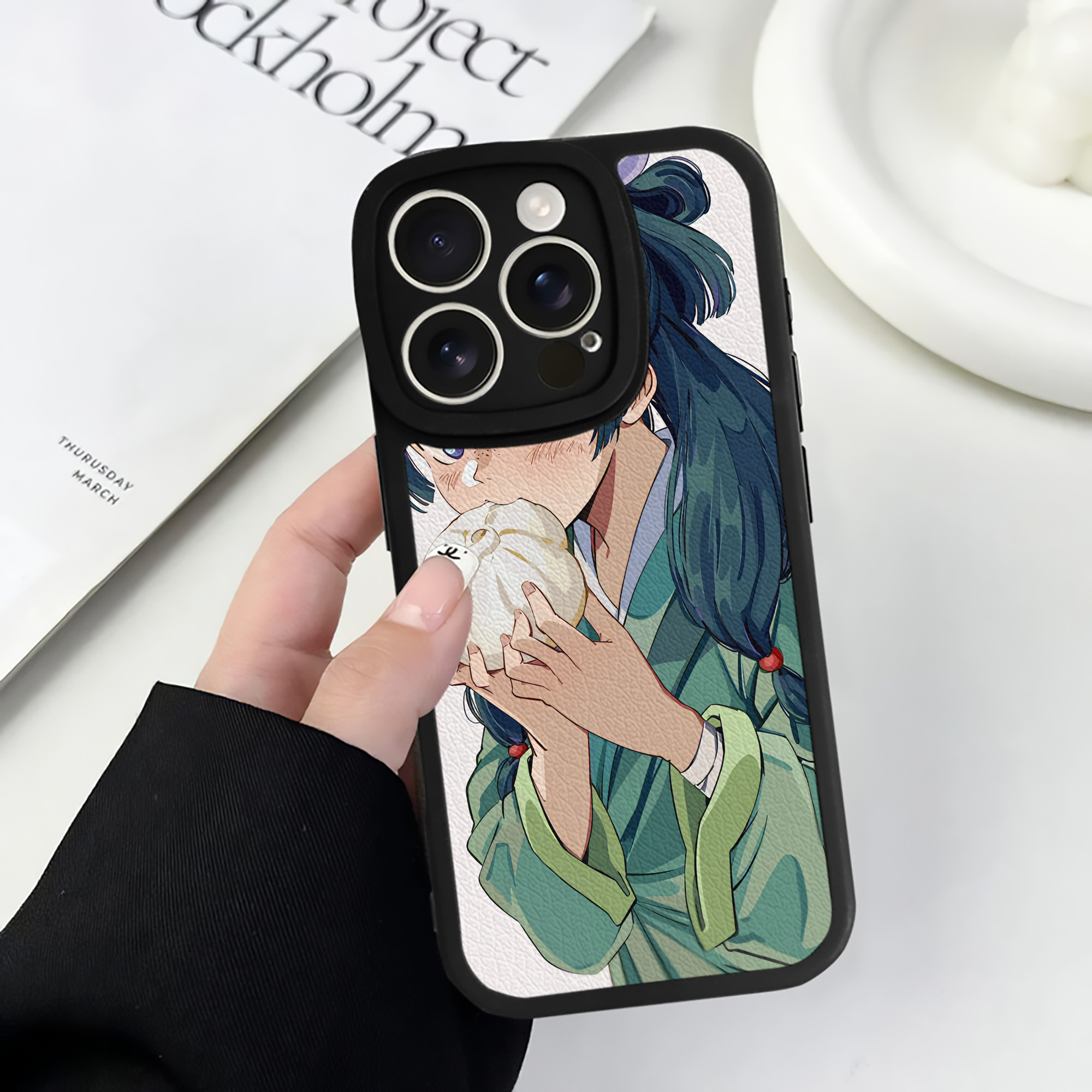 薬屋のひとりごと The Apothecary Diaries 【iPhone 16シリーズ対応】シリコンスマホケース（レザー調） 材質：シリコン